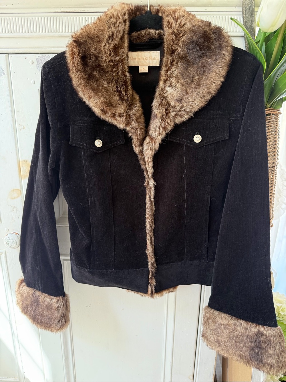 Monroe & Main Black Jacket with Brown Faux Fur Trim